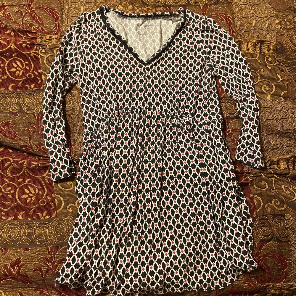 Motherhood Maternity Small Black and White Patterned Blouse